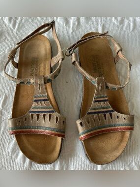 Naot Leather  Sandals Size 7, Color Light Brown, Leather Tan Multicolor.